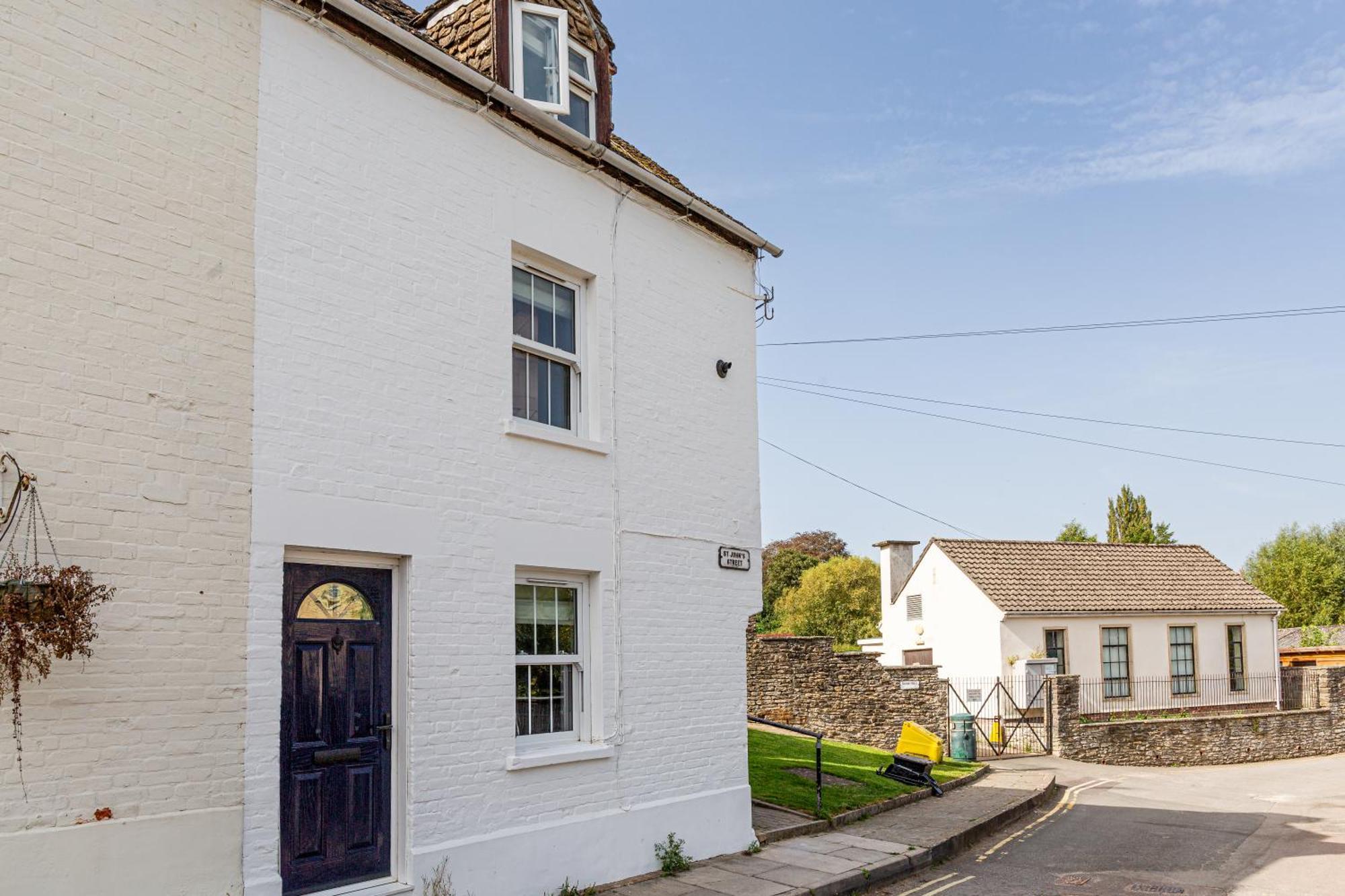 Stunning 2bd In The Heart Of Malmesbury! *