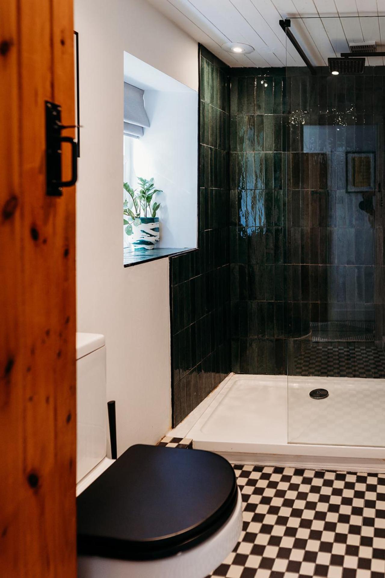 Stunning 2bd In The Heart Of Malmesbury! *