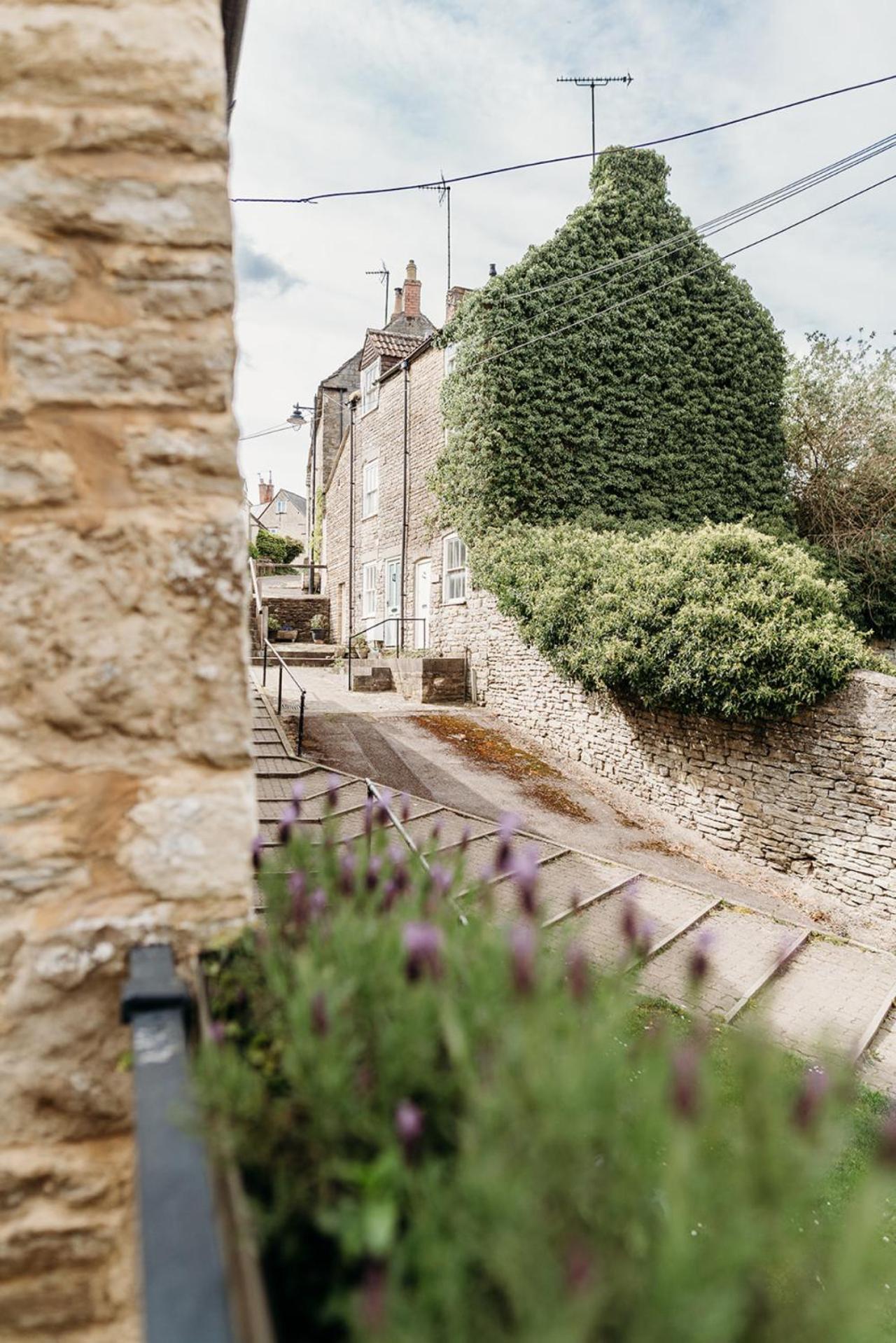 Stunning 2bd In The Heart Of Malmesbury! Holiday home